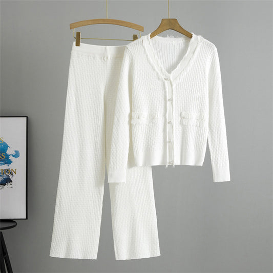 White – Solid Color Slim-Fit Knit Two Piece Set