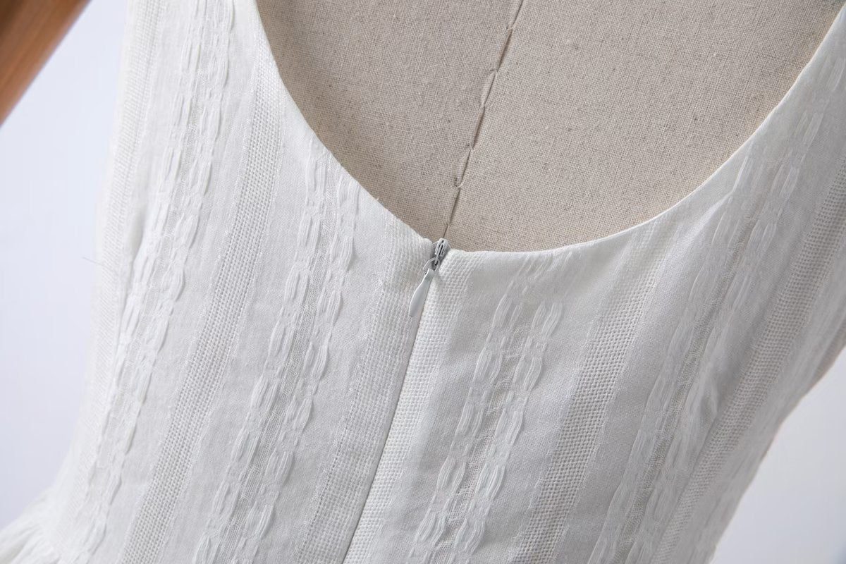 White – Vintage Jacquard Waist-Tightening Dress