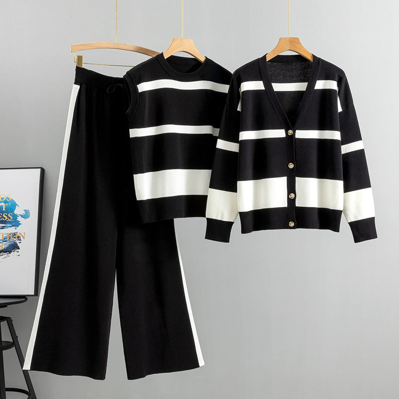 Black – Sporty Striped Loose Three Piece Set.