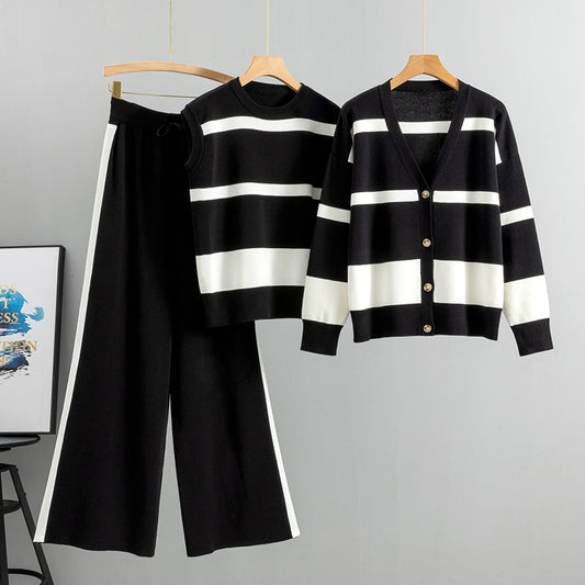 Black – Sporty Striped Loose Three Piece Set.