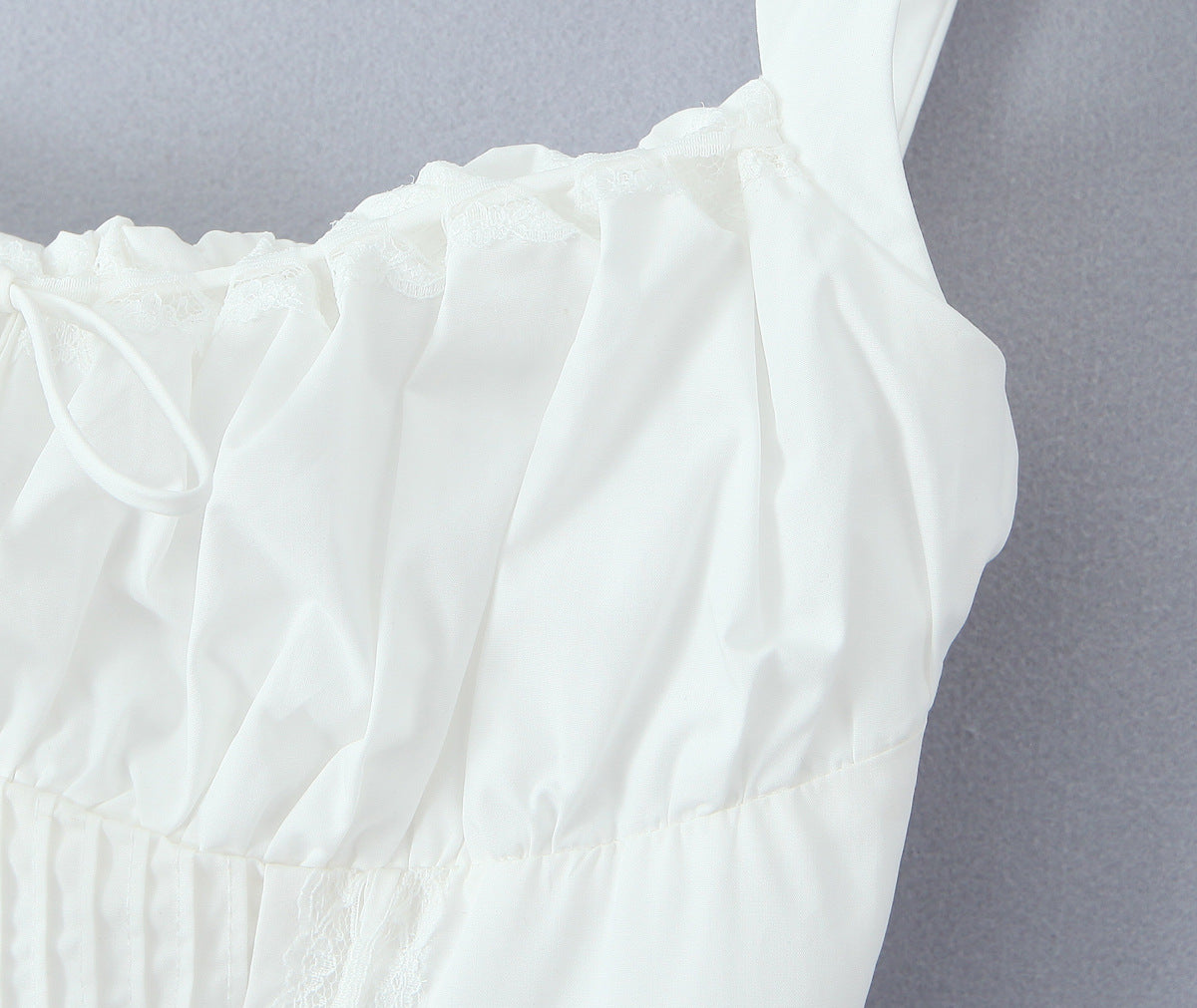 White - Slim Fit Spaghetti Strap Princess Dress