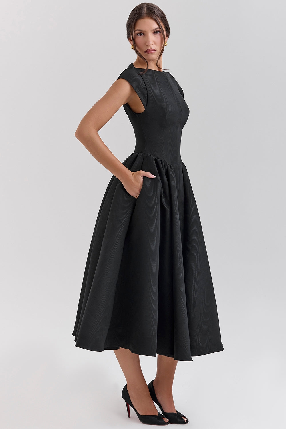 Black – Sexy Backless Slim Fit A-Line Dress