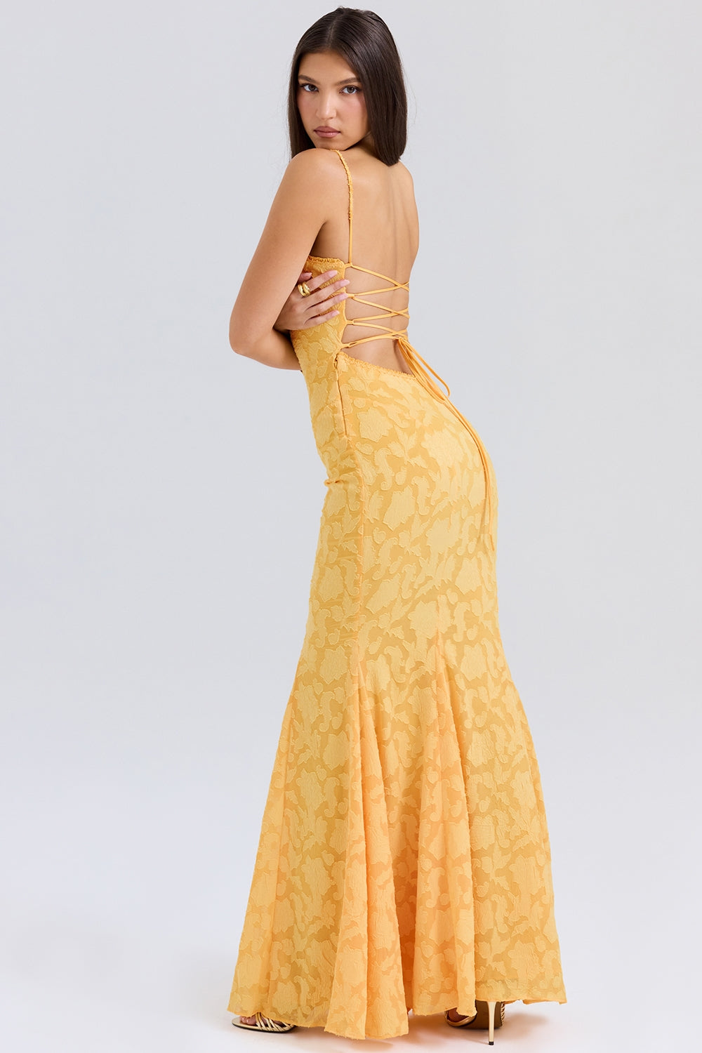 Yellow – Elegant Waist-Cinched Slip Dress