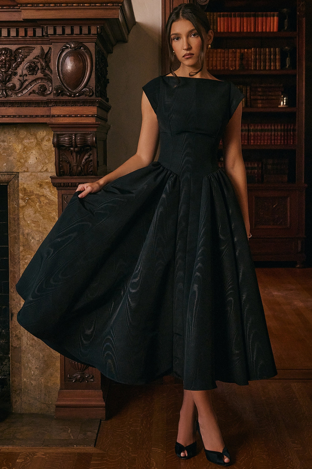 Black – Sexy Backless Slim Fit A-Line Dress