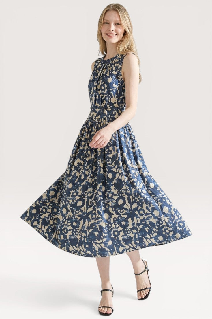 Elara · Blue Blossom Midi Dress