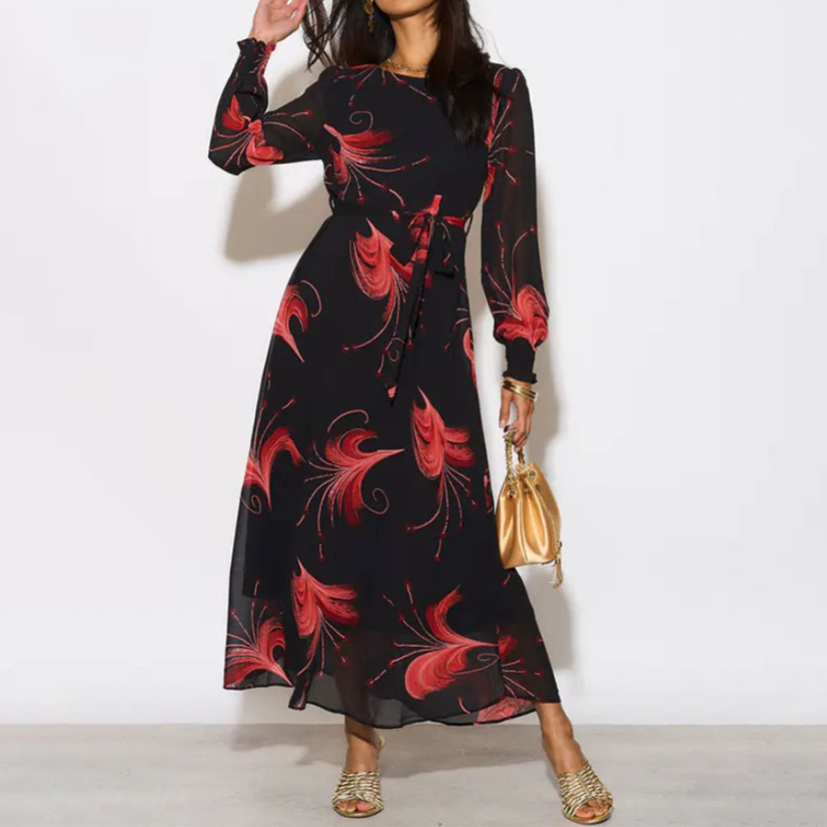 Elegant Round Neck Long Sleeve Maxi Dress