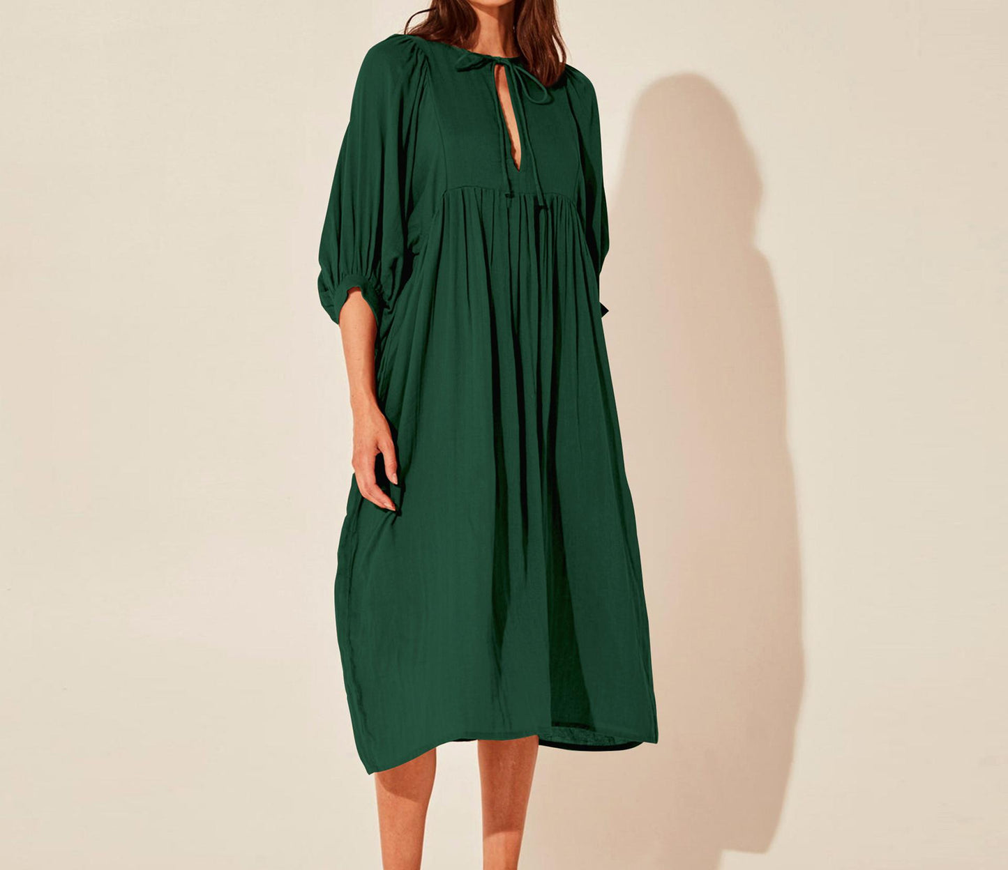 Emerald Elegance Lantern Sleeve Dress