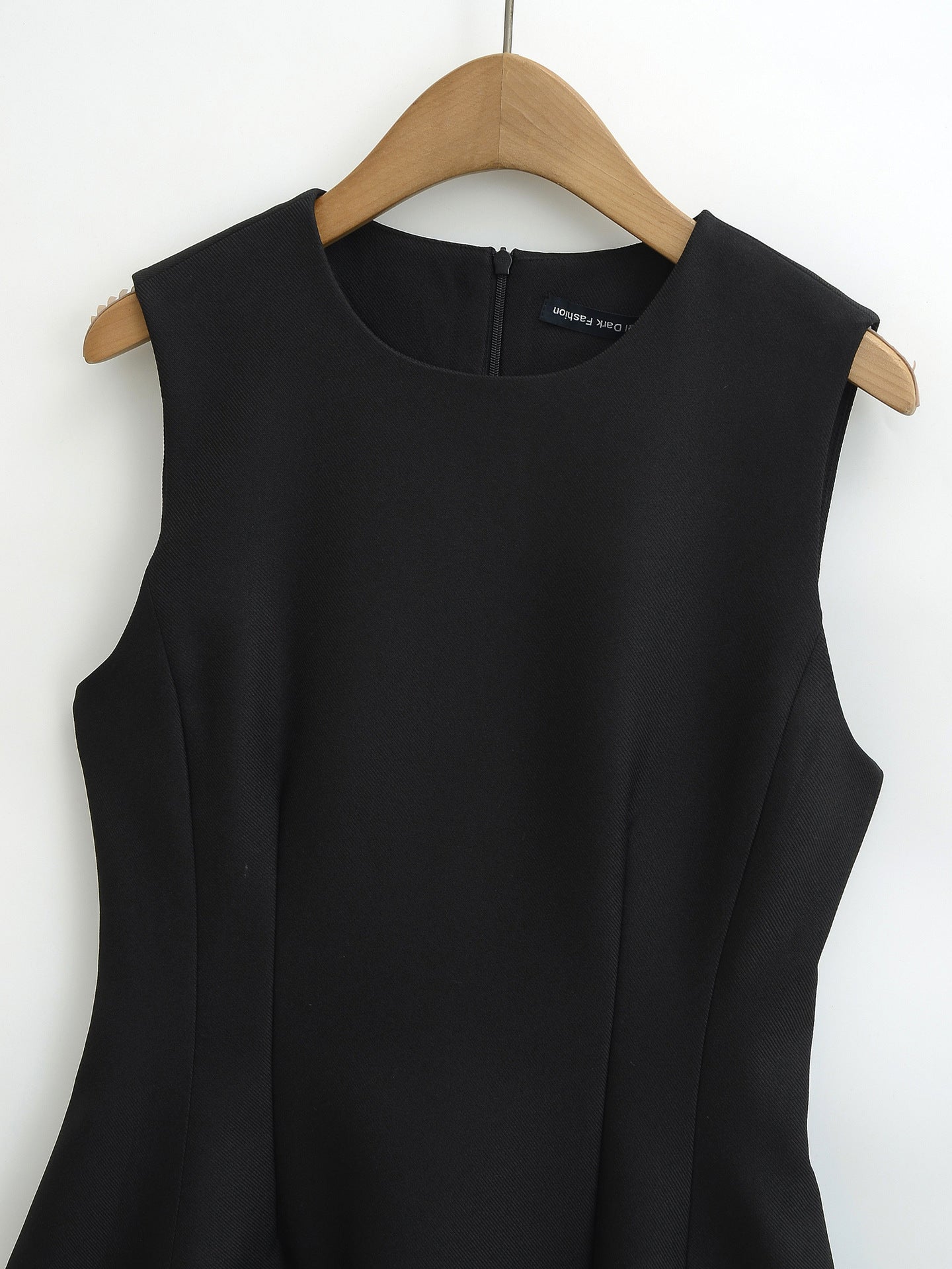 Black – Elegant Slimming Waist Dress