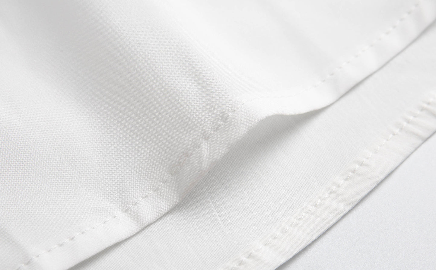 White - Vintage Slim-Fit Waist Dress