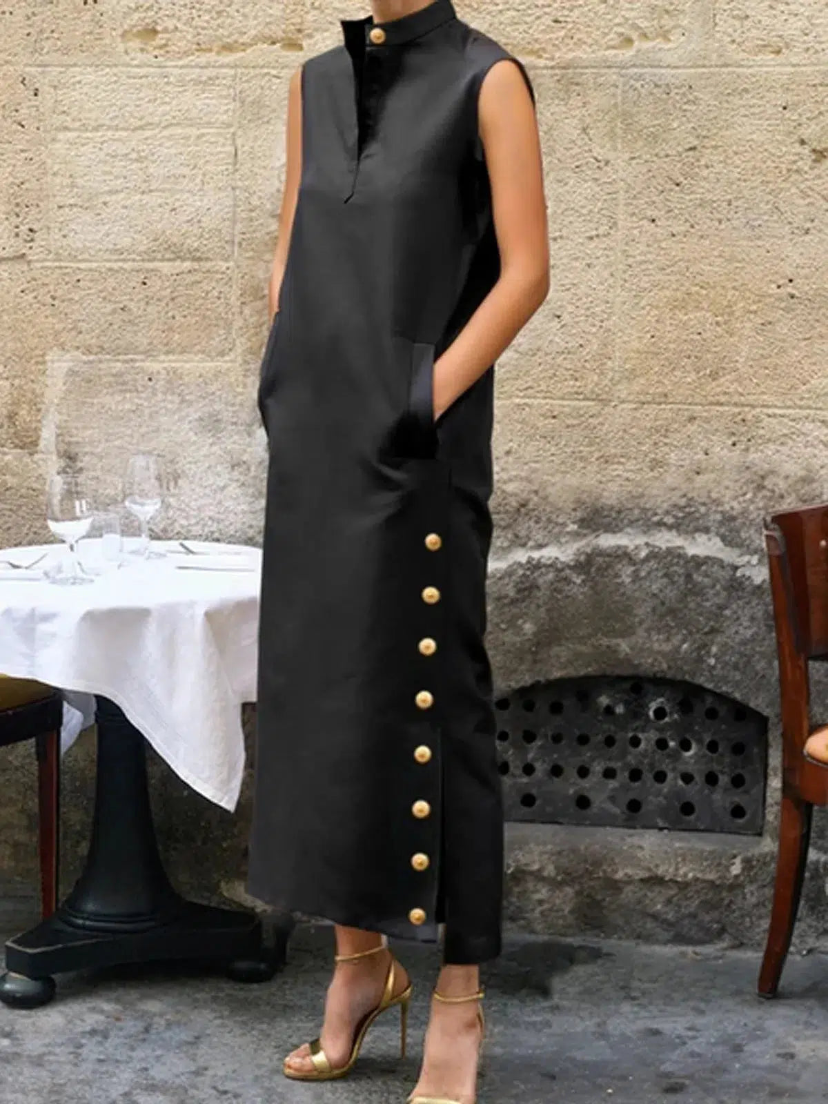 Black Plain Sleeveless V-Neck Maxi Dress