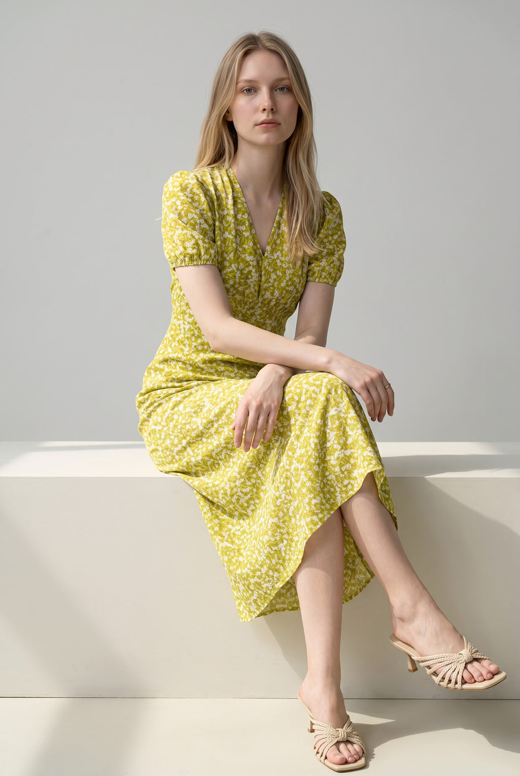 Velora · Vanilla Mist Midi Dress