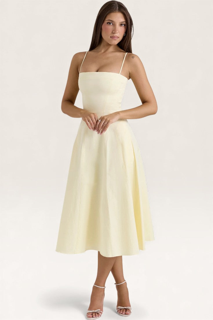 Yellow – Elegant Waist-Cinched Maxi Flare Dress