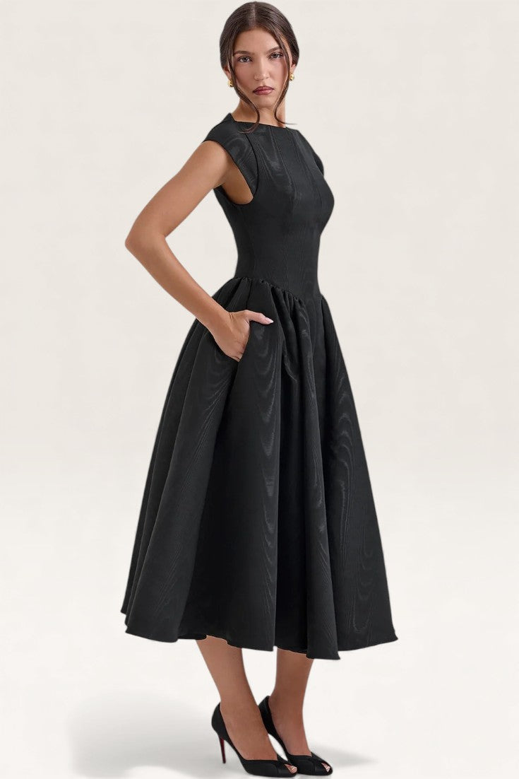 Black – Sexy Backless Slim Fit A-Line Dress